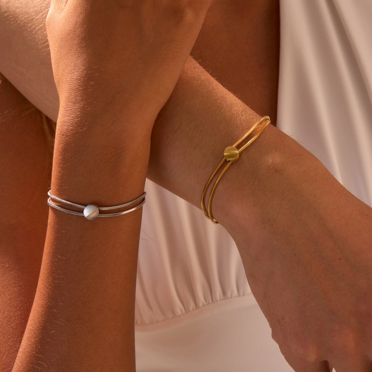 Minimally Designed Titanium Steel Bracelet Without Fading 18K Gold Snake Chain